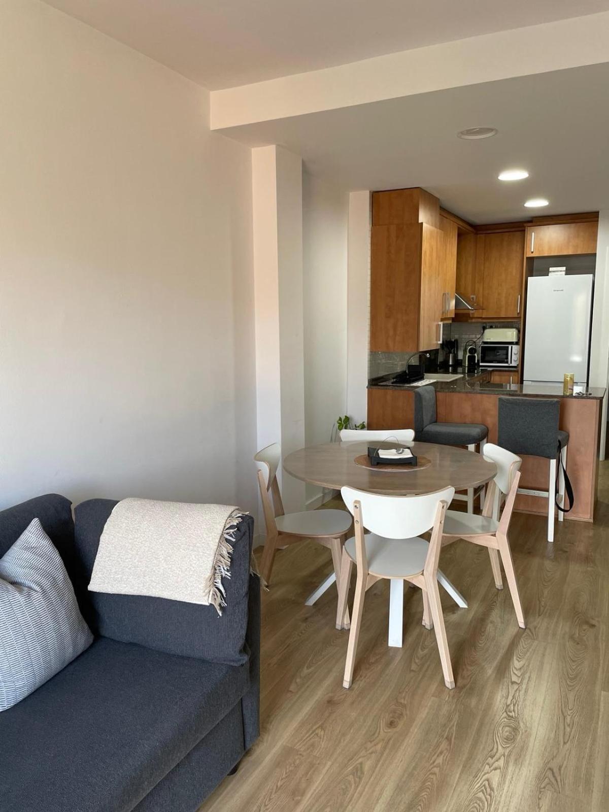 Acogedor Apartamento Vallparadis Con Parking Terrassa Exterior foto